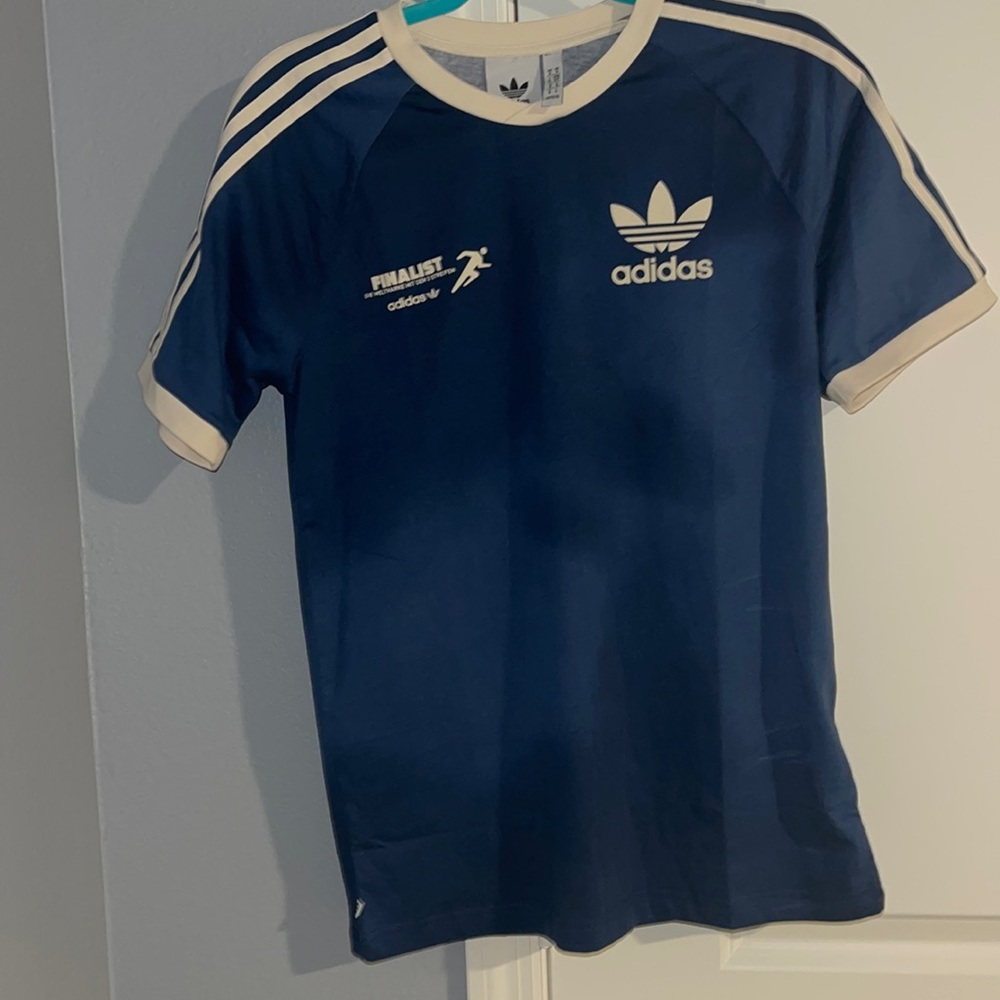 Adidas mens T-shirt